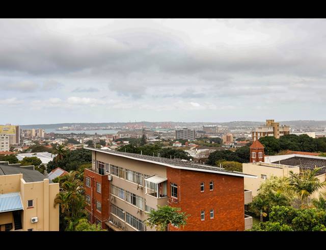 1.5 BEDROOM APARTMENT FOR SALE IN GLENWOOD